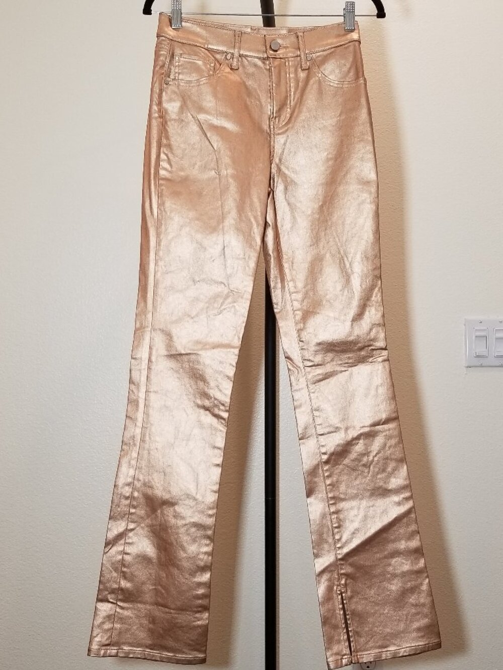 Express Womens Metallic Skyscraper Mid Rise Jeans Size 2R Rose Gold Retro NWOT